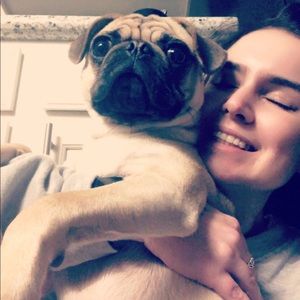 Meet your Posher, Emily